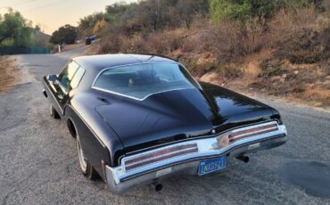 Buick-riviera-1973-black-6