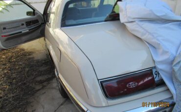 Buick-riviera-1991-1