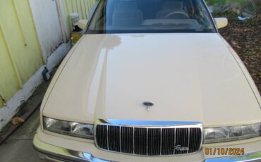 Buick-riviera-1991-10