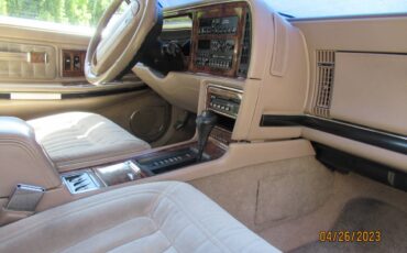 Buick-riviera-1991-7
