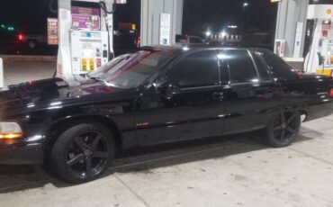 Buick-roadmaster-1993-1