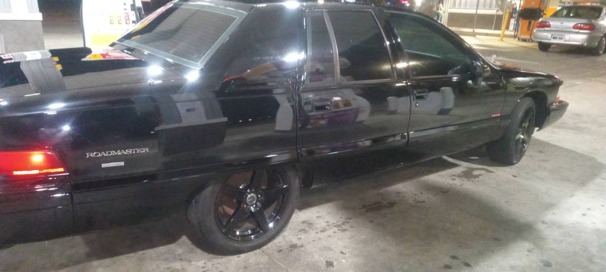 Buick-roadmaster-1993-10