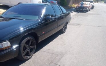 Buick-roadmaster-1993-12