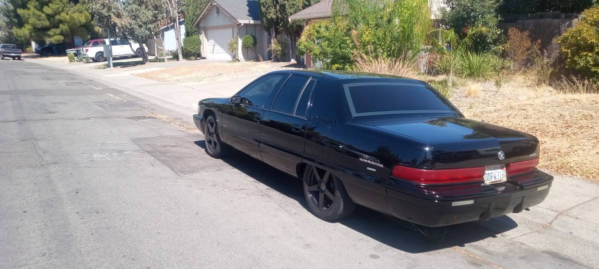 Buick-roadmaster-1993-13
