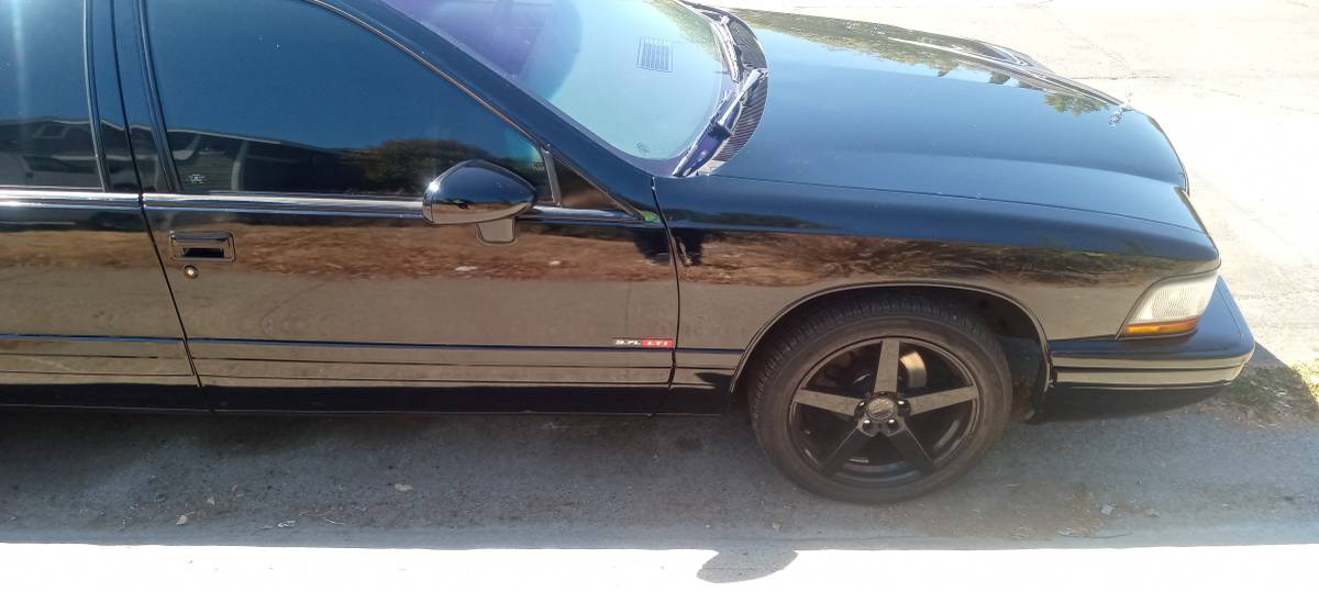 Buick-roadmaster-1993-14