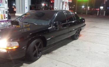 Buick-roadmaster-1993