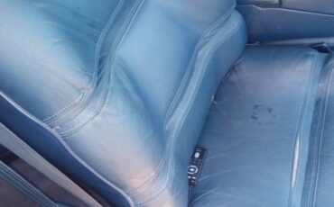 Buick-roadmaster-1993-3
