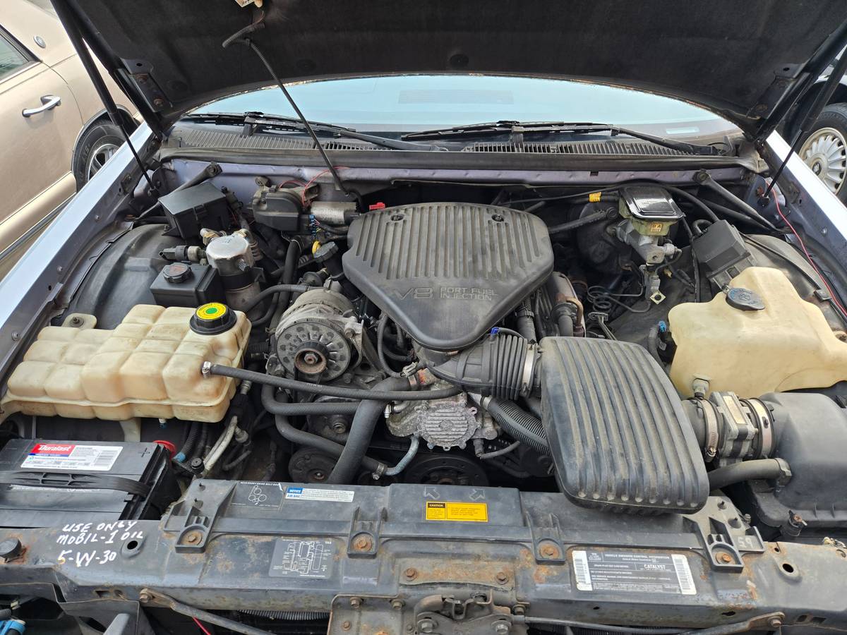 Buick-roadmaster-1995-blue-5