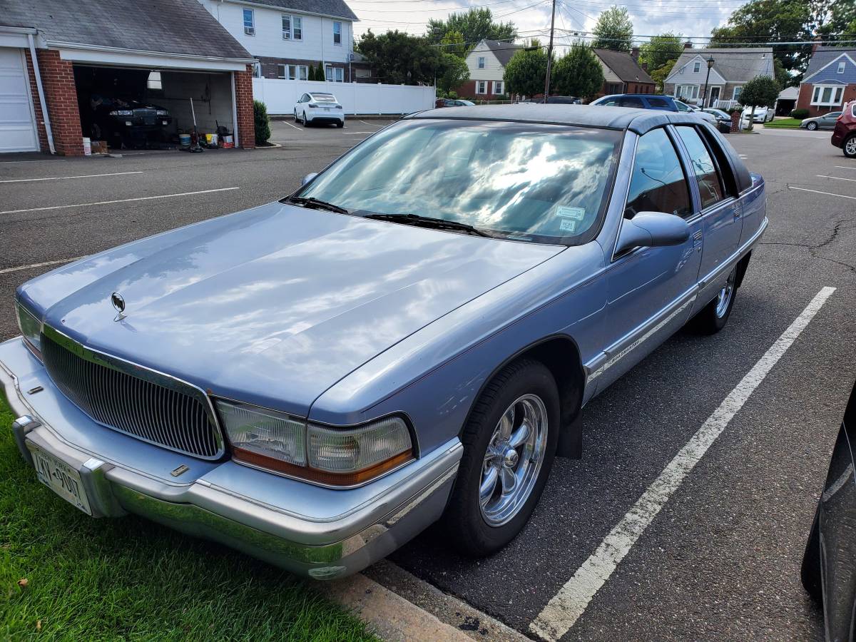 Buick-roadmaster-1995-blue