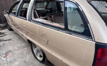 Buick-roadmaster-estate-wagon-1986