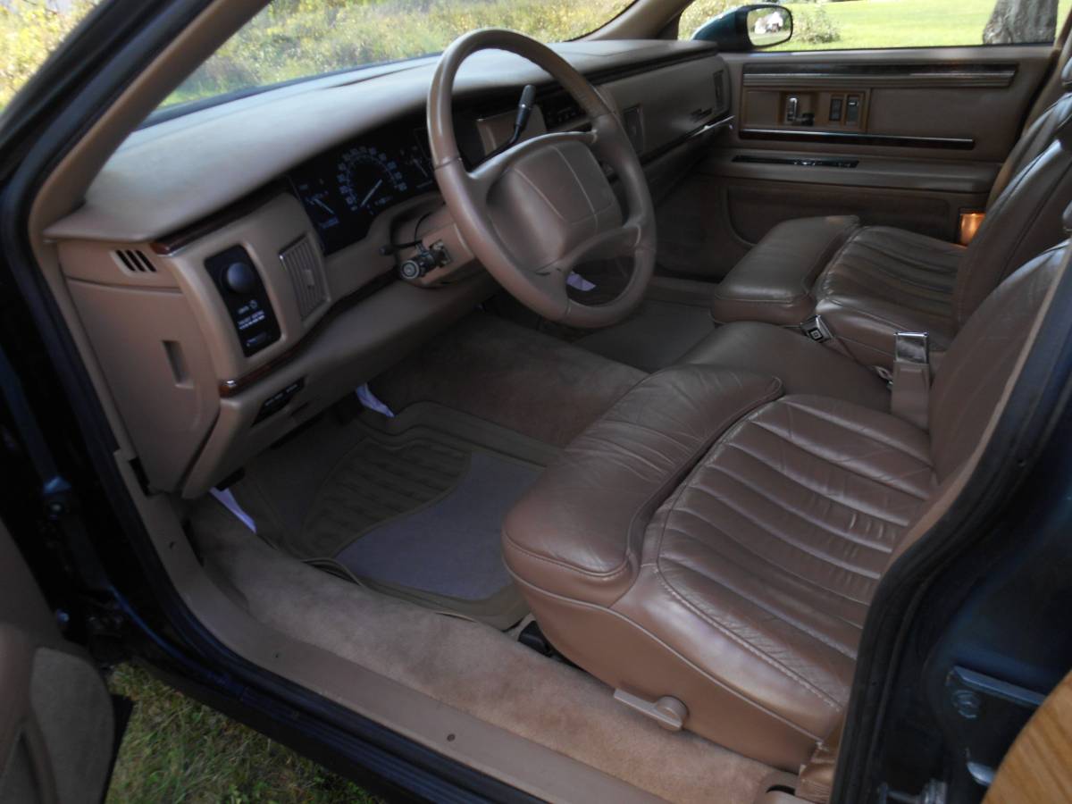 Buick-roadmaster-estate-wagon-1994-3