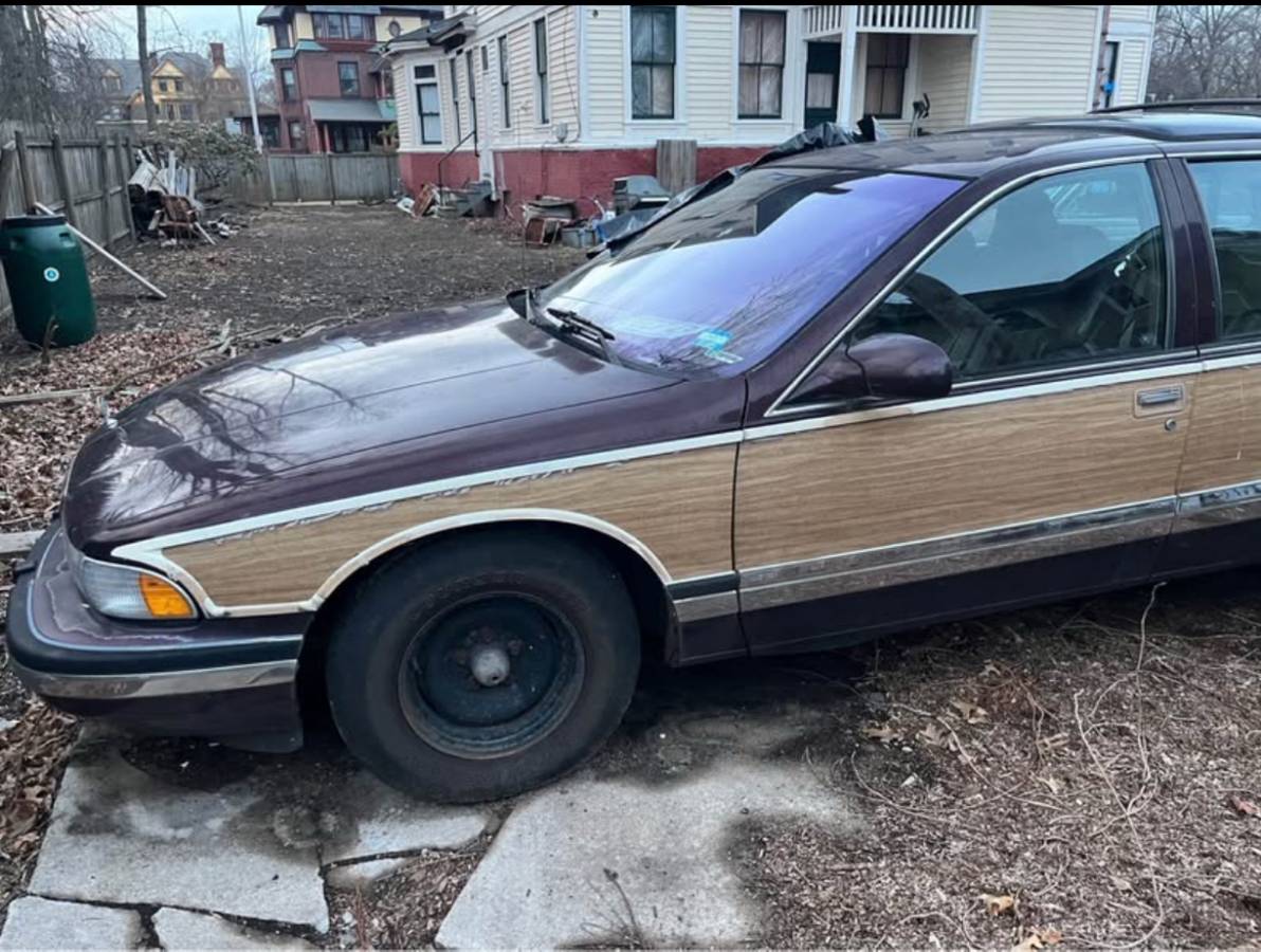 Buick-roadmaster-estate-wagon-1994