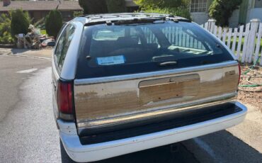 Buick-roadmaster-estate-wagon-1994-white-3
