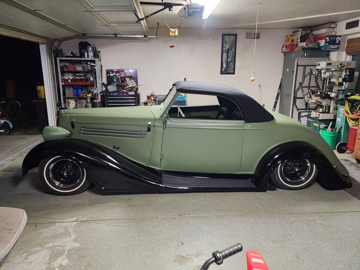 Buick-roadster-1935-green-2