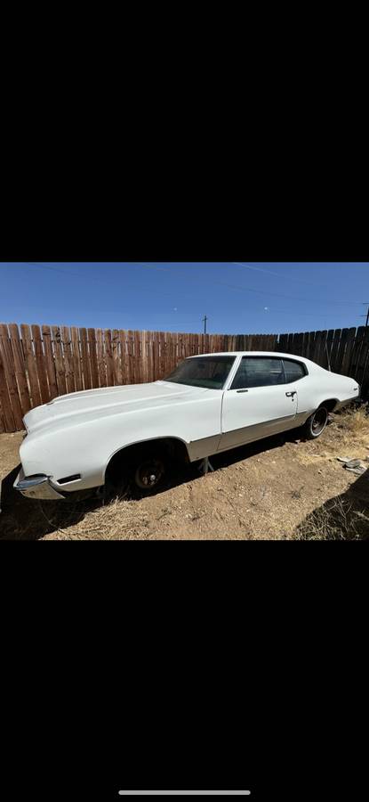 Buick-skylark-1972-white-1