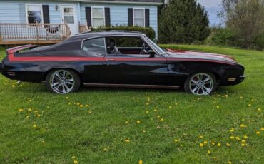 Buick-skyylark-1972-black-2