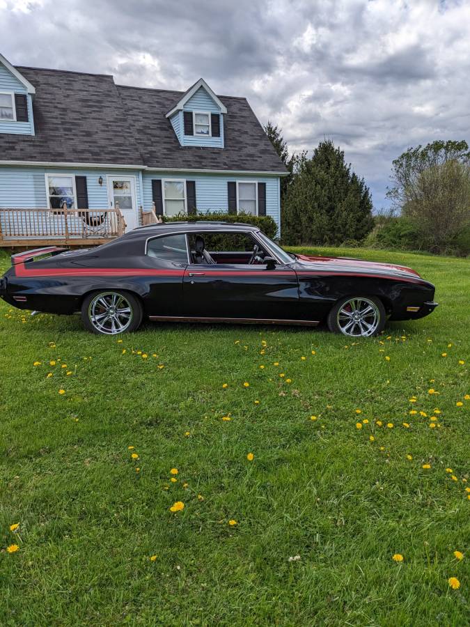 Buick-skyylark-1972-black-2