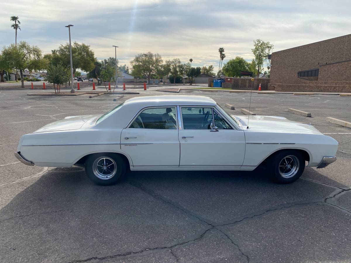 Buick-special-1966-white-3