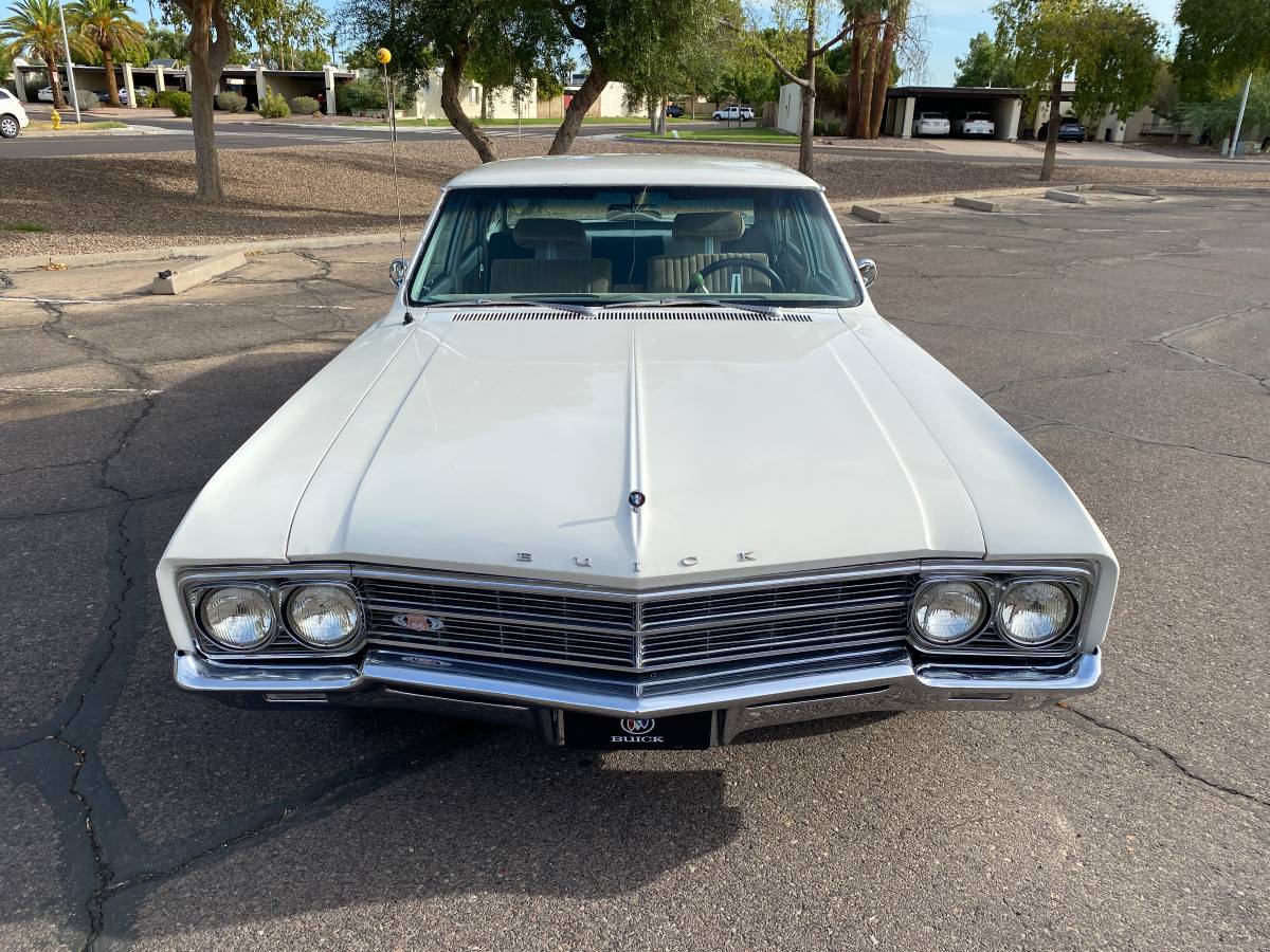 Buick-special-1966-white-4