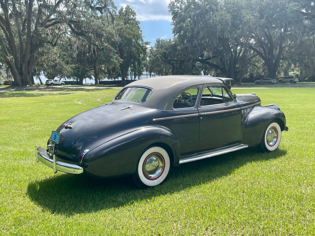 Buick-super-1940-grey-9