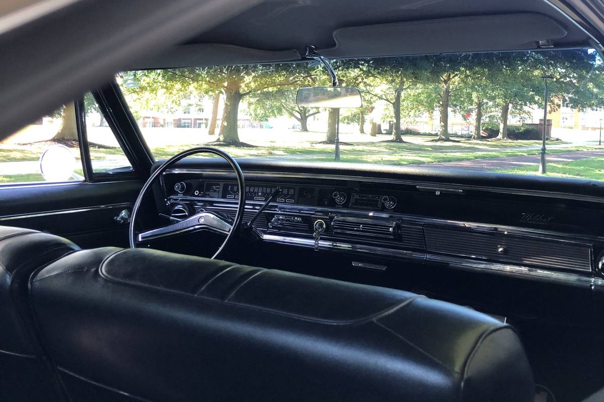 Buick-wildcat-1966-12