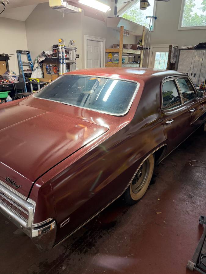 Buick-wildcat-1969-custom-4