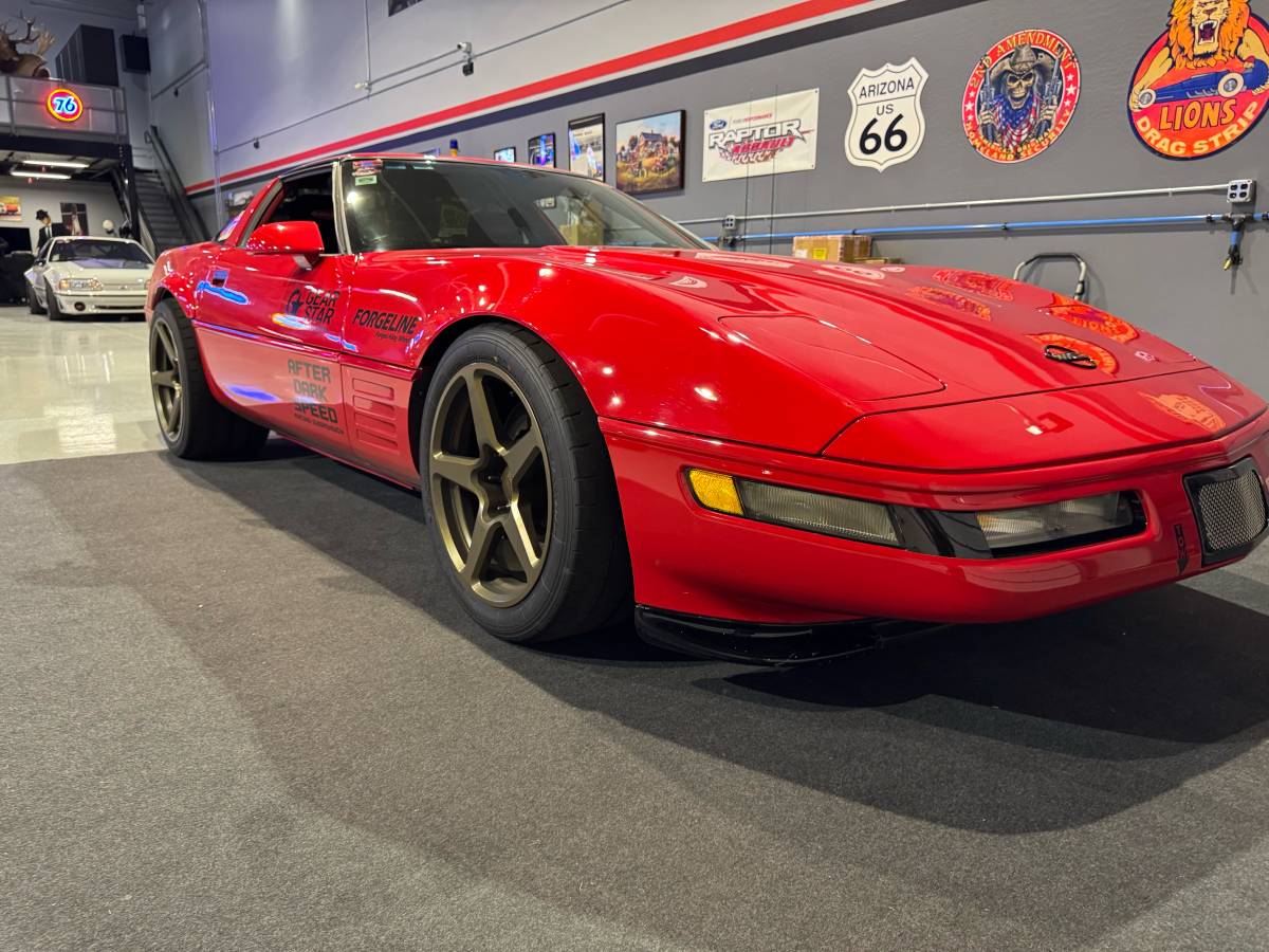 C4-corvette-1991-red-11