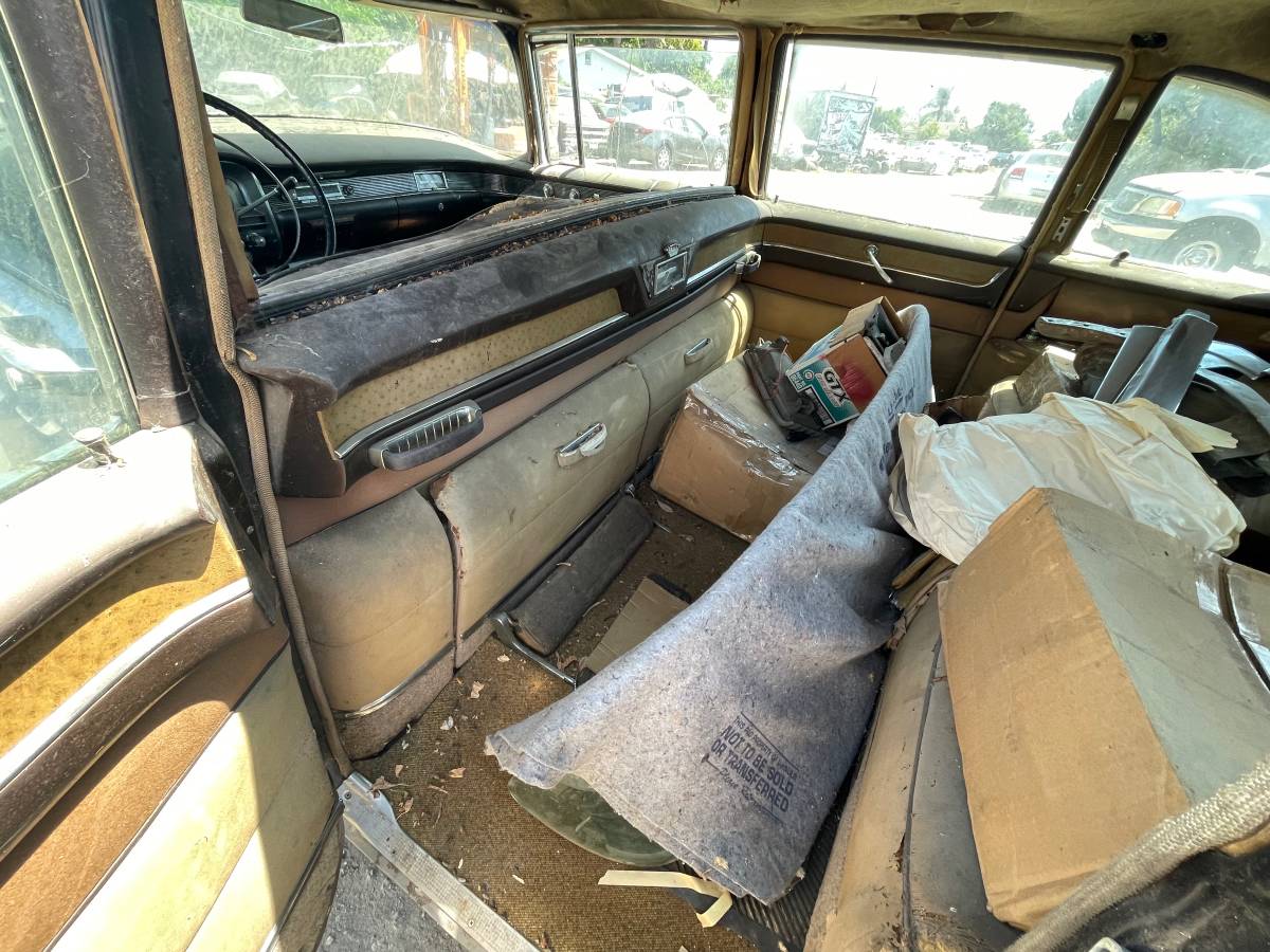 Cadilac-deville-1955-12