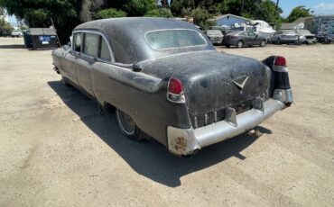 Cadilac-deville-1955-4