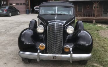 Cadillac-1937-black-4