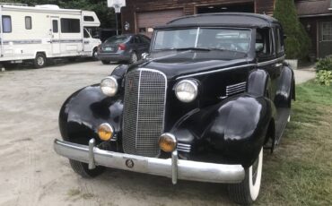 Cadillac-1937-black-5