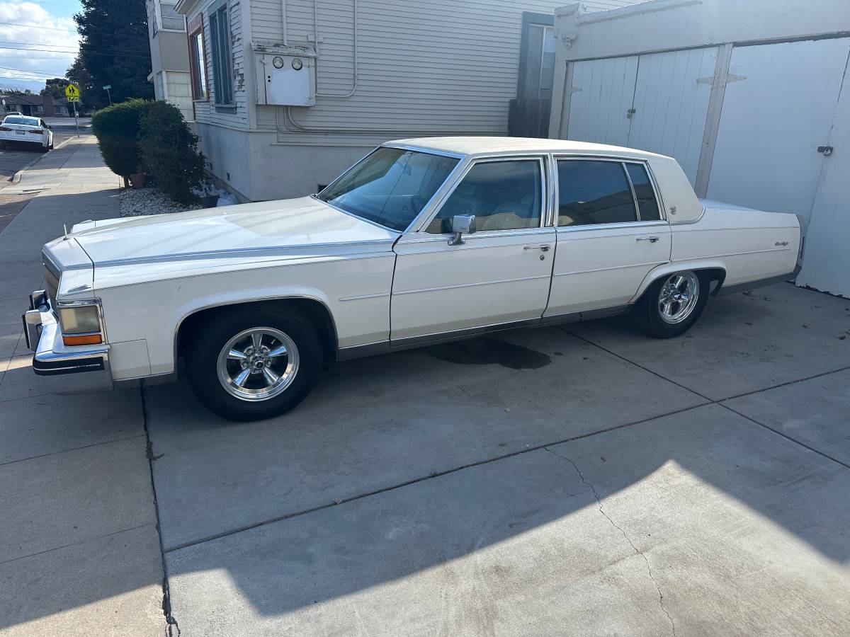 Cadillac-1984-white-1