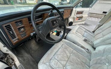 Cadillac-1984-white-17