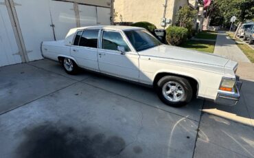 Cadillac-1984-white-2