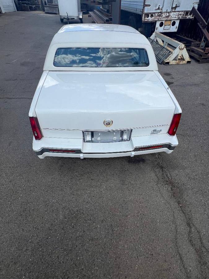 Cadillac-1989-white-1