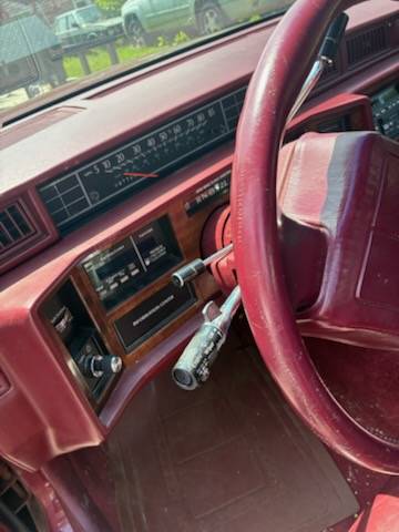 Cadillac-1992-6