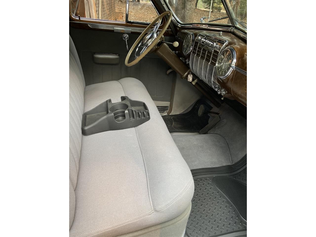 Cadillac-4-dr-sedan-1941-Dark-blue-Gray-3