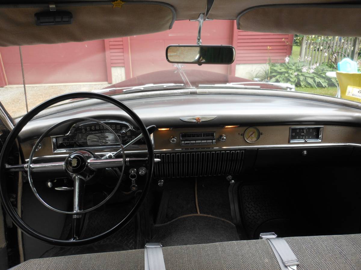 Cadillac-61-special-coupe-1950-black-10