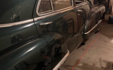 Cadillac-62-Sedan-1947-1