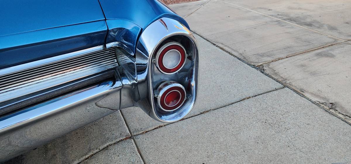 Cadillac-62-series-1960-blue-2