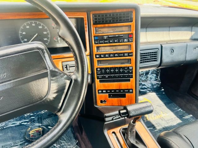 Cadillac-Allante-1991-Convertible-11