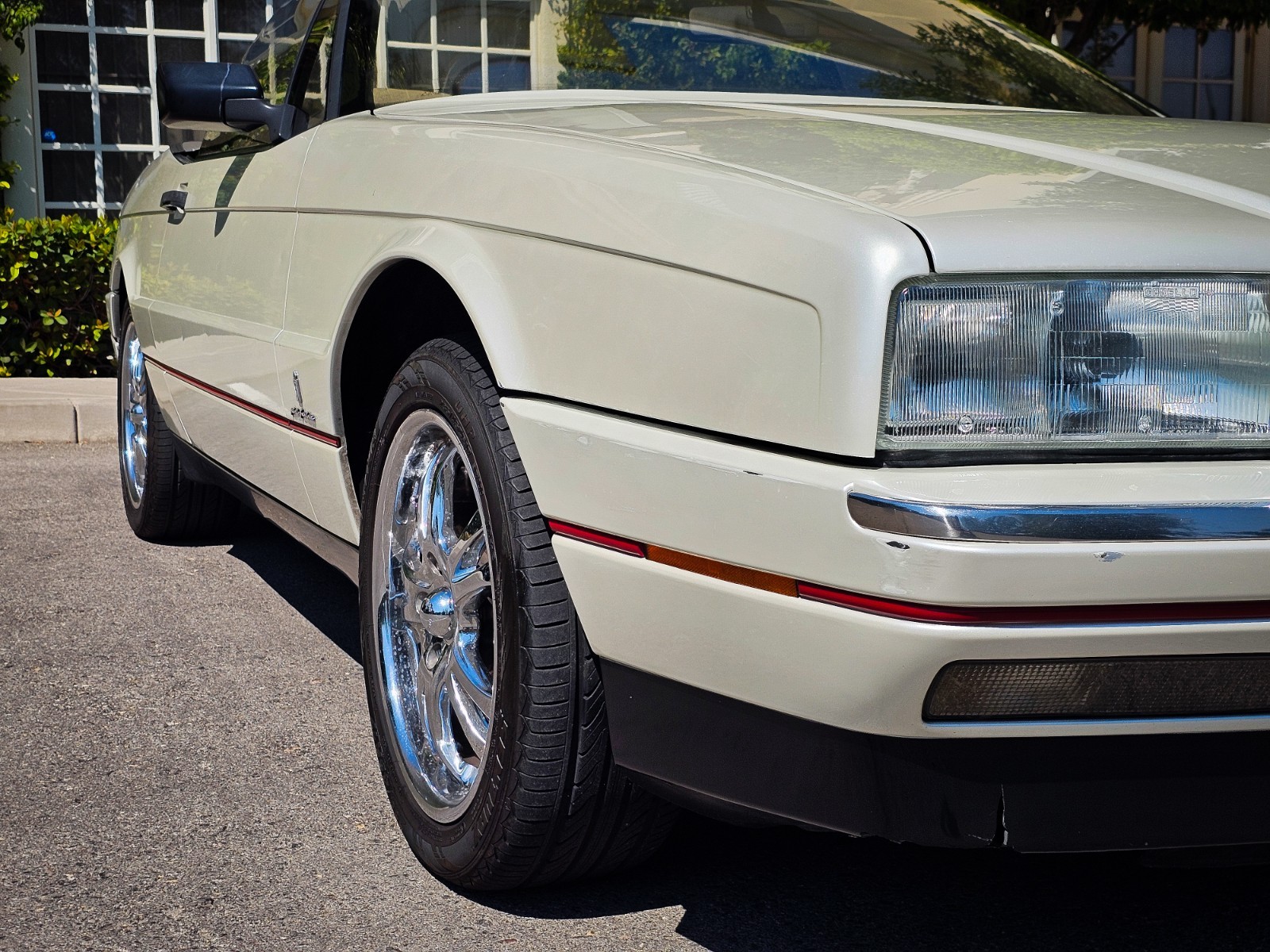 Cadillac-Allante-1991-Convertible-5