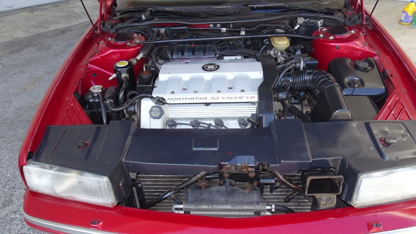 Cadillac-Allante-1993-Convertible-24