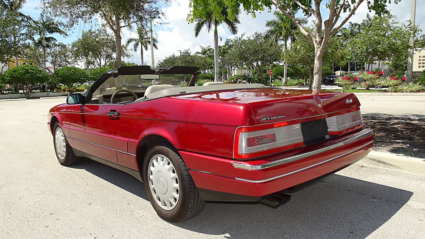 Cadillac-Allante-1993-Convertible-5