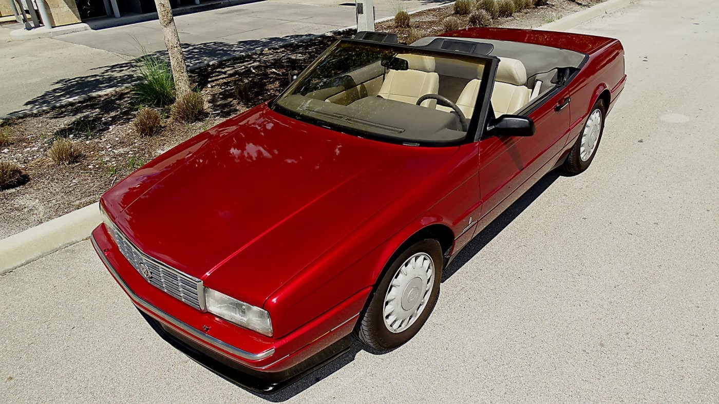 Cadillac-Allante-1993-Convertible-8