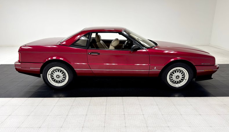 Cadillac-Allante-1993-Pearl-Red-Tan-15