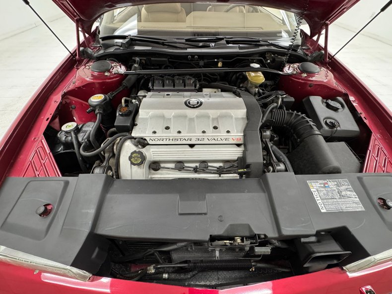 Cadillac-Allante-1993-Pearl-Red-Tan-25