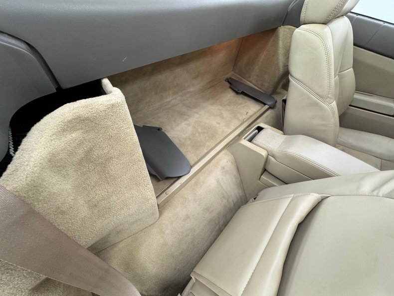 Cadillac-Allante-1993-Pearl-Red-Tan-3