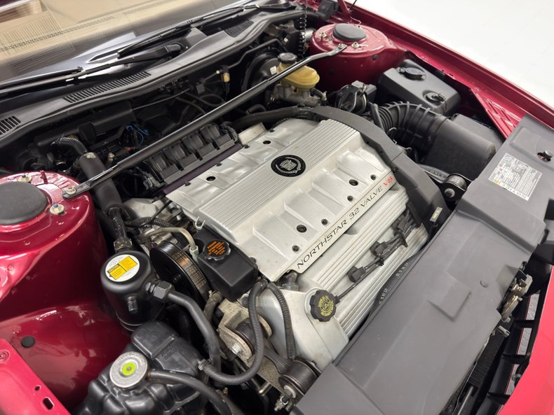 Cadillac-Allante-1993-Pearl-Red-Tan-38