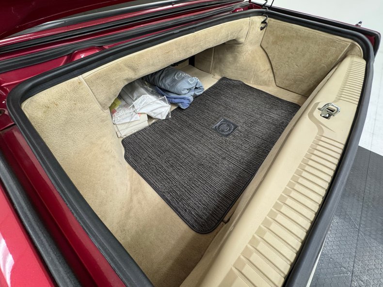 Cadillac-Allante-1993-Pearl-Red-Tan-40